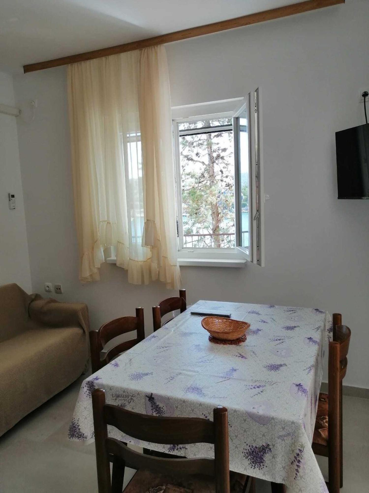 Apartments And Rooms Porto Ražanj Kültér fotó